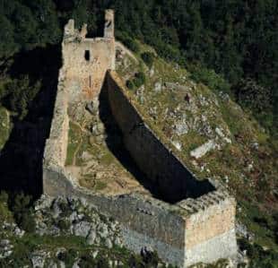 castello pirenei