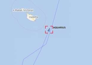 L AQUARIUS PASSA ACCANTO A MALTA MA SI DIRIGE A MESSINA