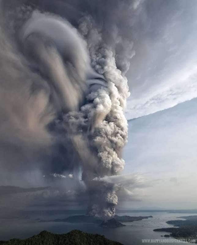 eruzione vulcano taal nelle filippine 18