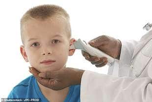 misurare la febbre a un bambino