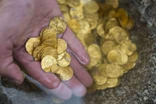 in israele quattro sub trovano duemila monete d'oro a largo di cesarea -  Cronache