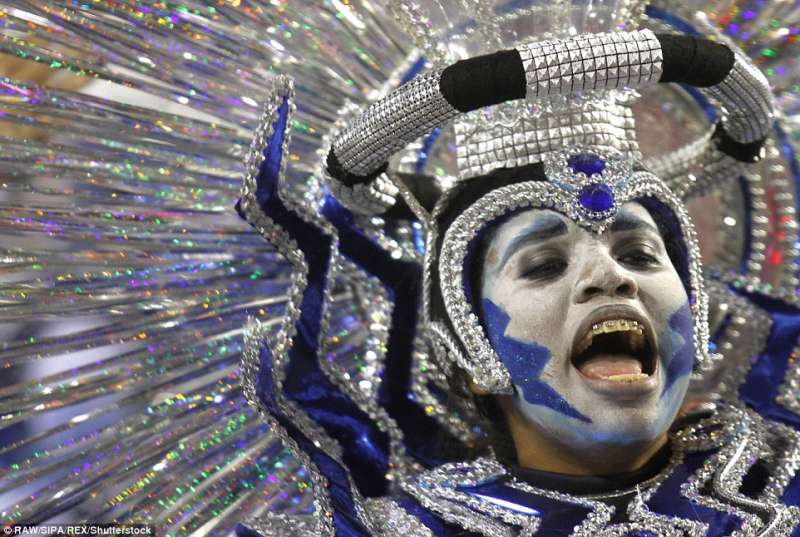 Brasile: un Carnevale per esorcizzare Zika