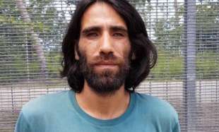 behrouz boochani 16