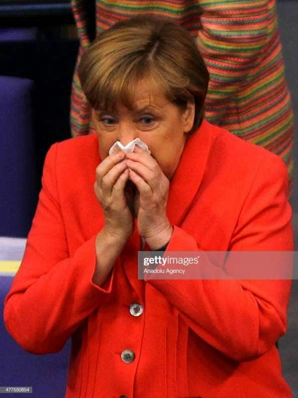 https://cdn-static.dagospia.com/img/foto/02-2020/angela-merkel-starnutisce-2-1284503.jpg