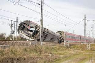 frecciarossa deragliato a lodi 4