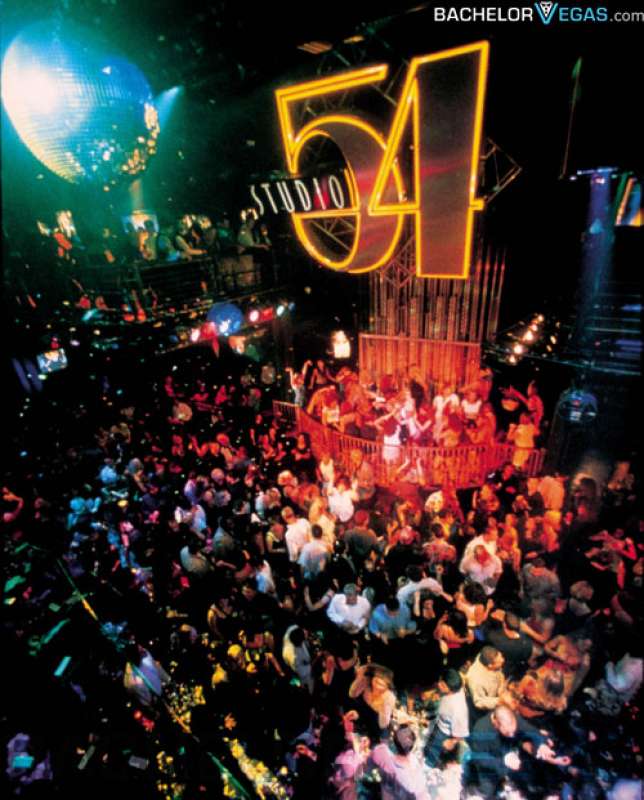 Studio 54 New York Anni 70.The Last Days Of Disco Studio 54 E Cbgb Apice E Storia Della Disco Music E Dei Club Dagospia