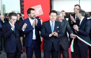 Fontana, Salvini, Tajani e Conte al Salone del Mobile
