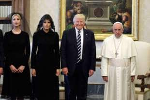 ivanka melania donald trump con papa francesco