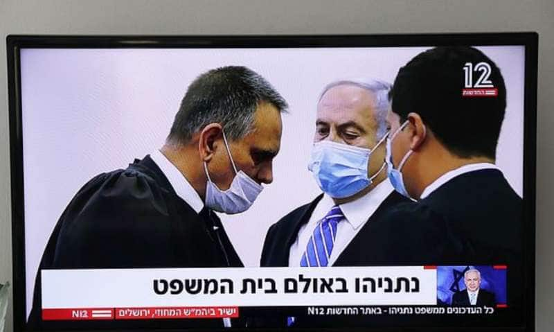 https://cdn-static.dagospia.com/img/foto/05-2020/bibi-netanyahu-a-processo-4-1318249.jpg