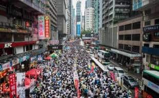 la marcia per la democrazia a hong kong 8