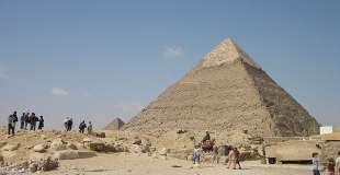 Svelato il segreto della Piramide di Giza: concentra energia  elettromagnetica - HuffPost Italia