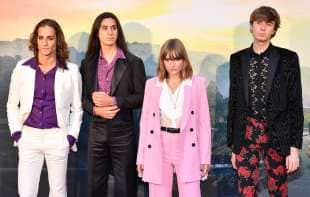 maneskin a nudo - la band torna con un nuovo singolo e si ...