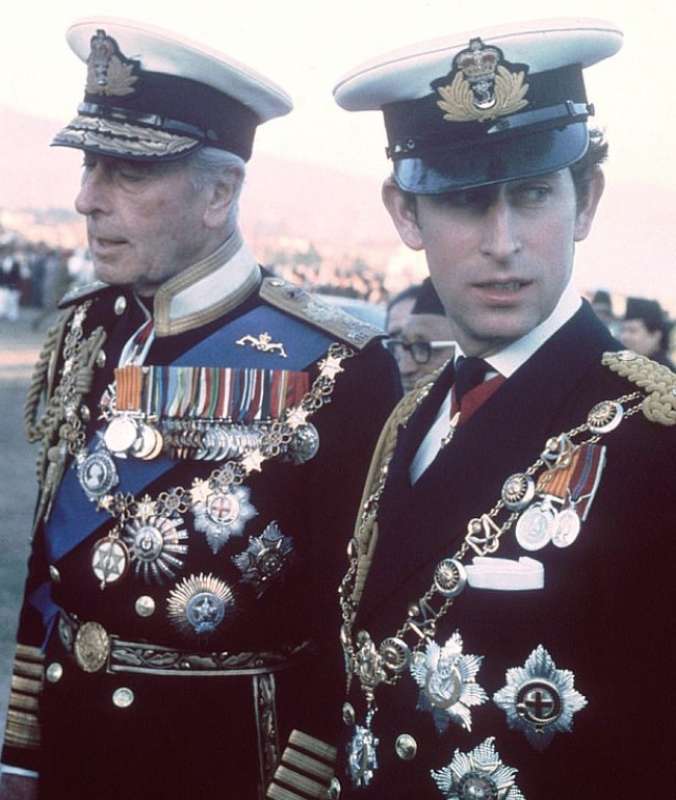 lord mountbatten e carlo 1