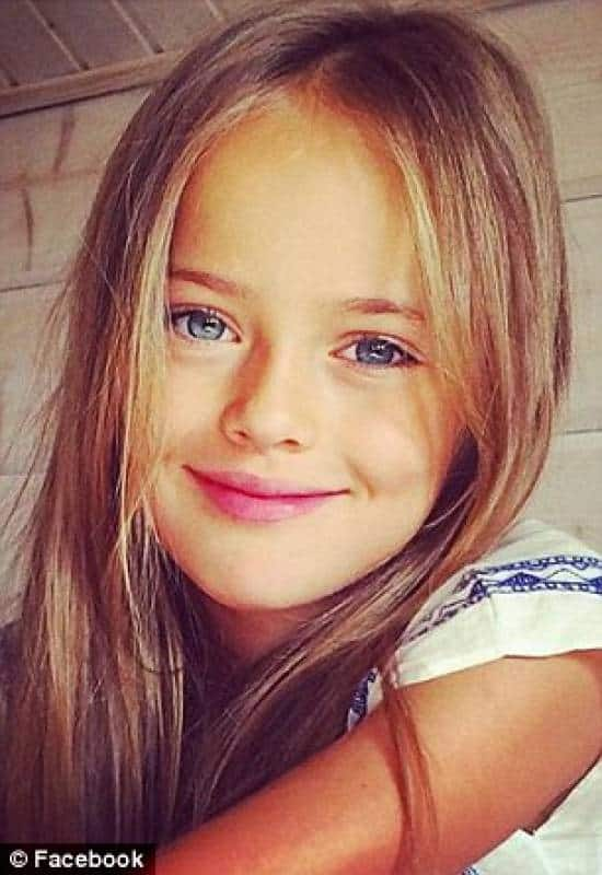 Bambina Top Model a 10 anni: Kristina Pimenova la ragazza piÃ¹ bella del  mondo