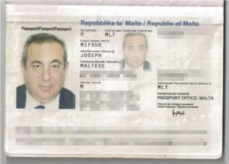 https://cdn-static.dagospia.com/img/foto/12-2019/il-passaporto-di-mifsud-ritrovato-in-portogallo-1248256.jpg