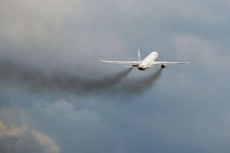 https://cdn-static.dagospia.com/img/foto/12-2019/inquinamento-aereo-4-1249367.jpg