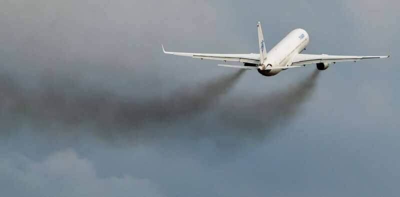 https://cdn-static.dagospia.com/img/foto/12-2019/inquinamento-aereo-6-1249368.jpg