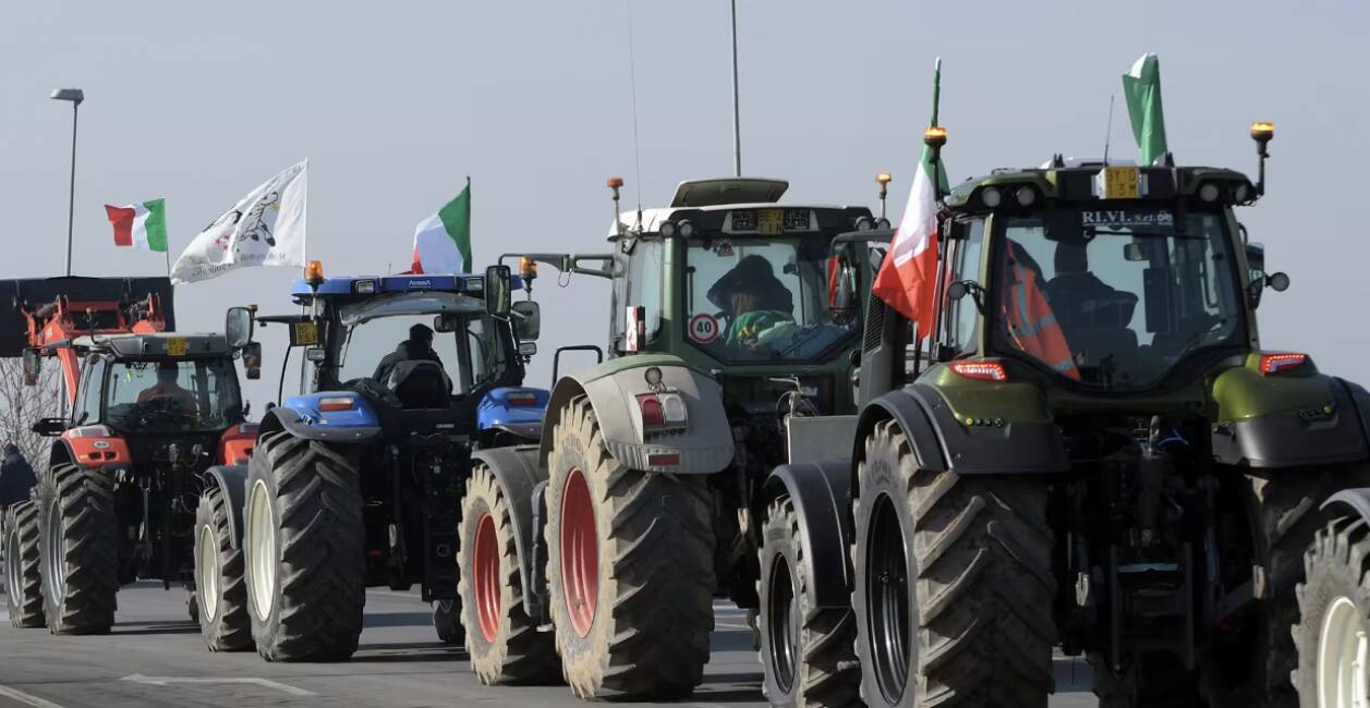 La Marcia Su Roma Dei Trattori – Gli Agricoltori Annunciano Una Grande ...